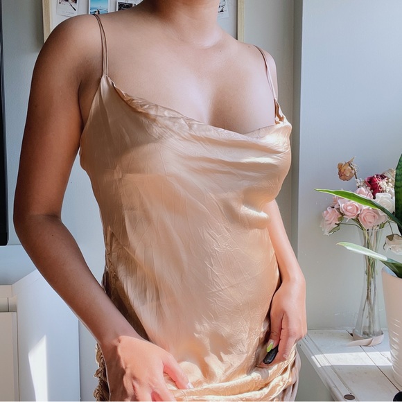 Wilfred champagne ruched satin dress. - Picture 2 of 5